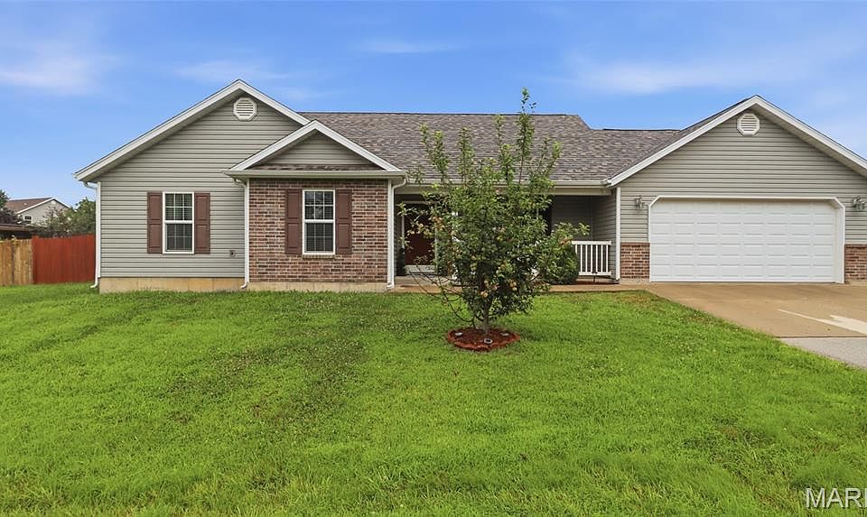 1st image of 23785 Risen Rd
