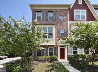 201 Vanguard Ln, Annapolis, MD 21401