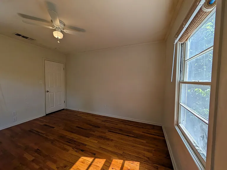 890 Josephine St — Photo 28