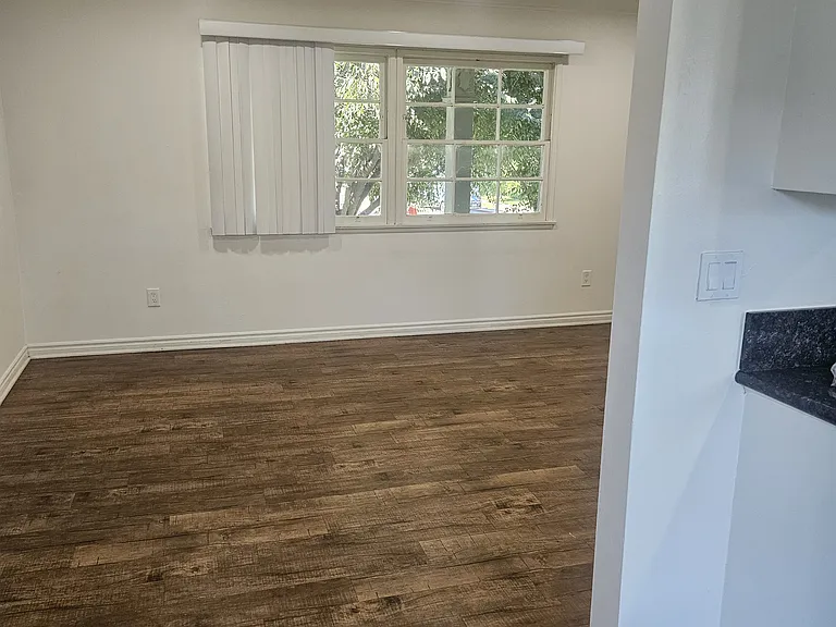 1732 W Glen Ave #10 — Photo 8