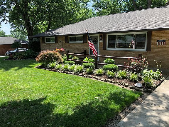 3rd image of 9171 Stephanie St