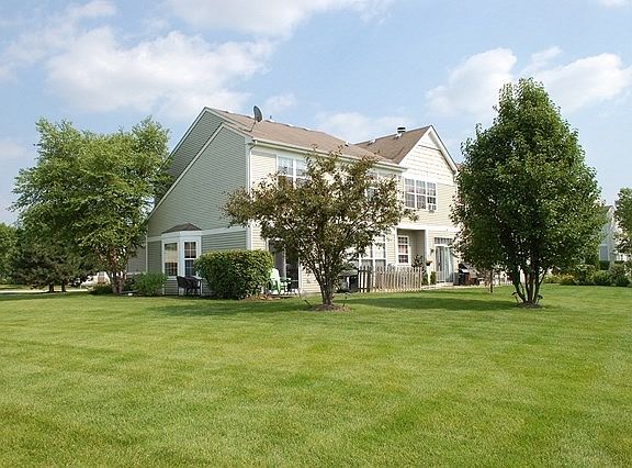 2nd image of 1442 White Pine Ln