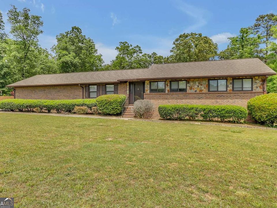 1st image of 380 Willowwind Dr