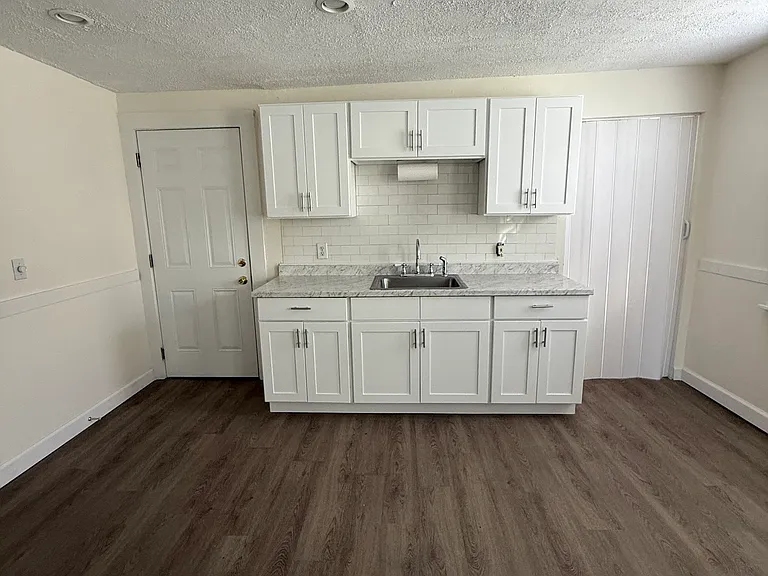 75 Kelsey St #2 — Photo 2