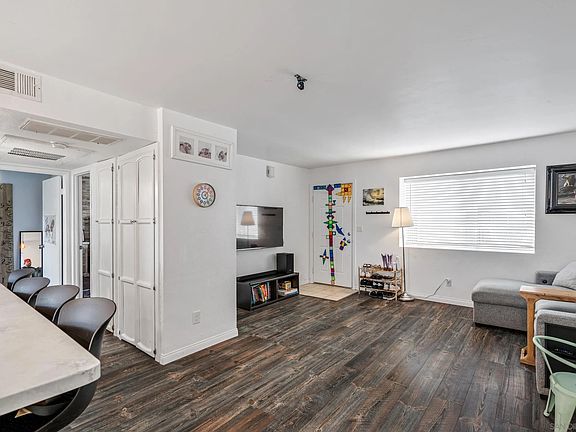 2nd image of 12403 Julian Ave Unit 206