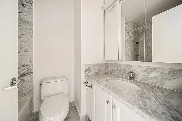 Rented by Jack Resnick & Sons | media 29