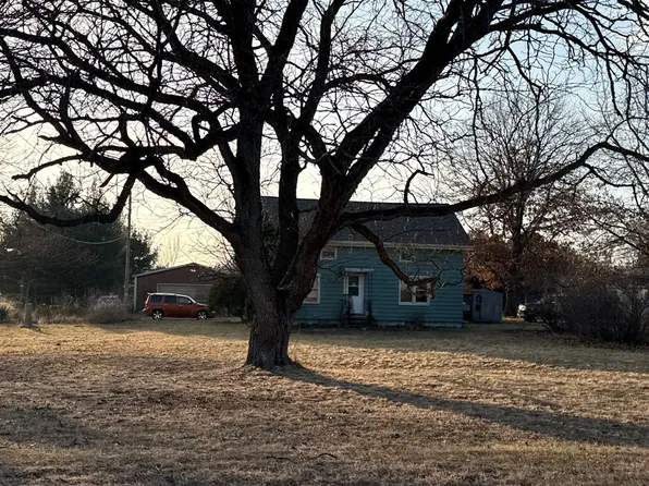 15814 Prairie Rd, South Beloit, IL 61080