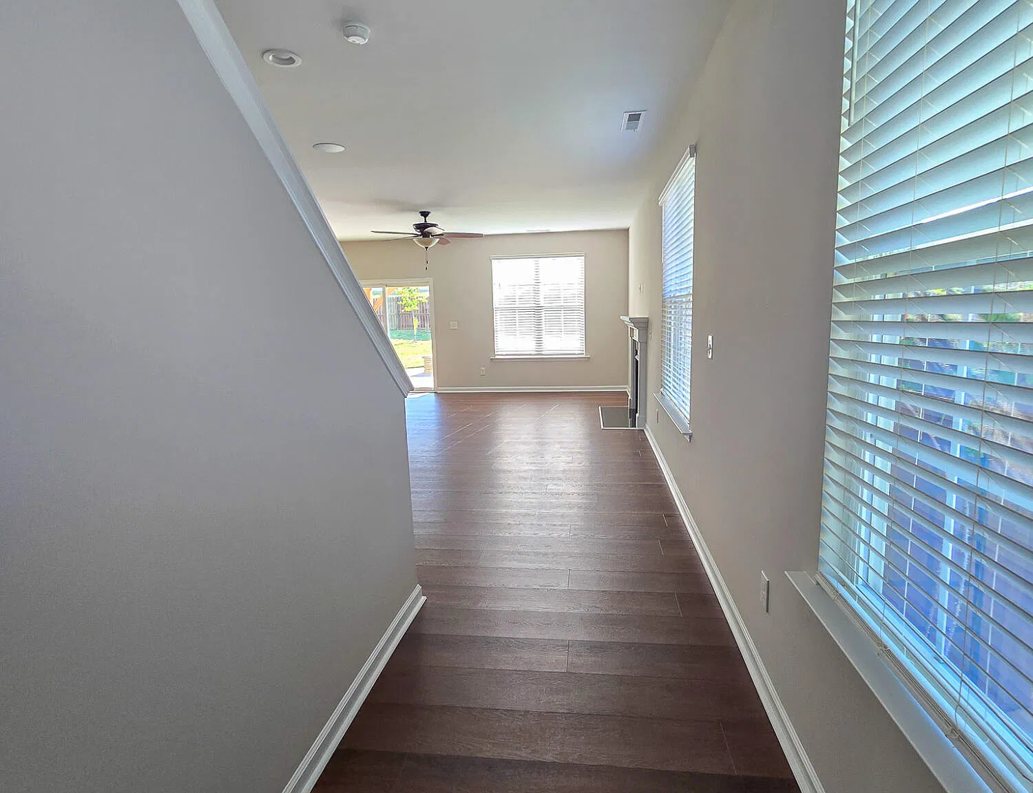 3 bed, 2.5 bath, $2,395 — Photo 3