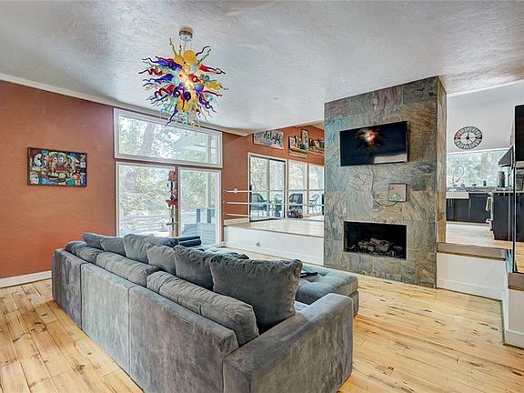 3rd image of 425 Dripping Springs Dr