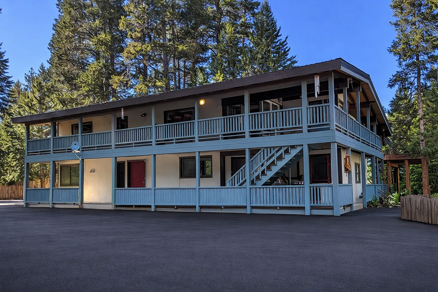 4 bed, 2300 sqft, $4,500 — Photo 4