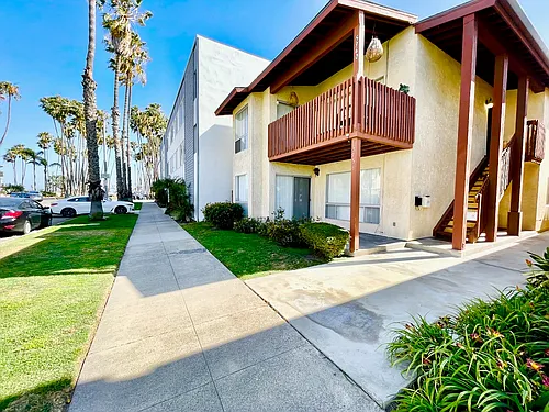 5958 E Naples Plz #NA Photo 1