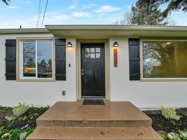12077 75th Avenue S, Seattle, WA 98178