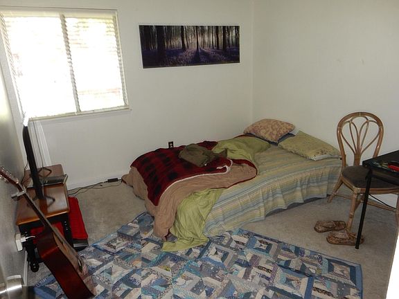 3rd image of 6135 Ridgeview Dr