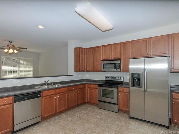 5th image of 117B Walnut Cove Dr