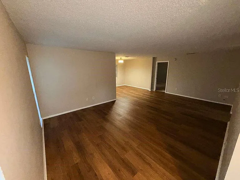 1311 Alfonzo Cir — Photo 6