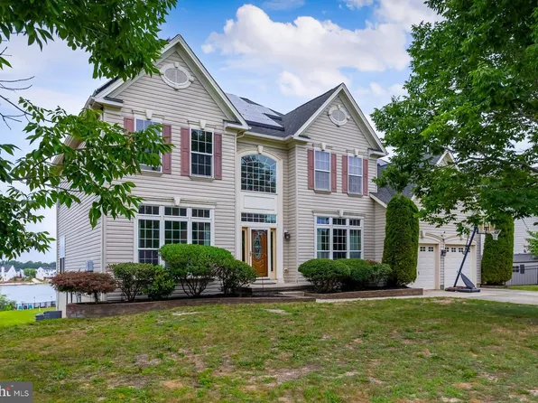 45 Mullen Dr, Sicklerville, NJ 08081