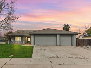 1898 Whispering Oaks Dr, Yuba City, CA 95991