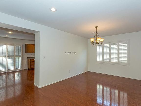 5th image of 5549 Golden Palms Ct