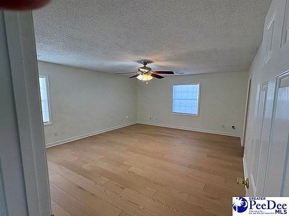 5th image of 1608 Fox Hollow Ct