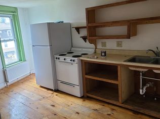 28 Mill St #3D, Hardwick, VT 05843