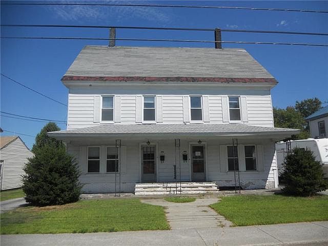2nd image of 14 West St