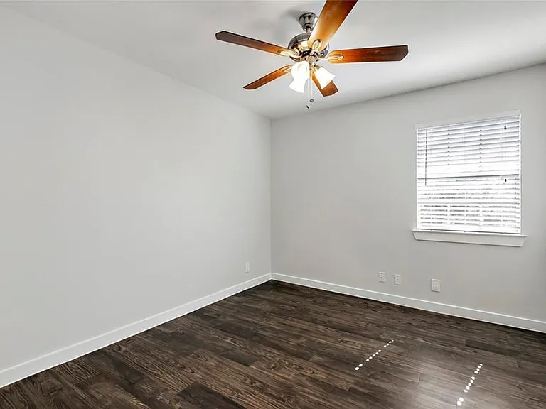 6205 Hyside Dr #B — Photo 7