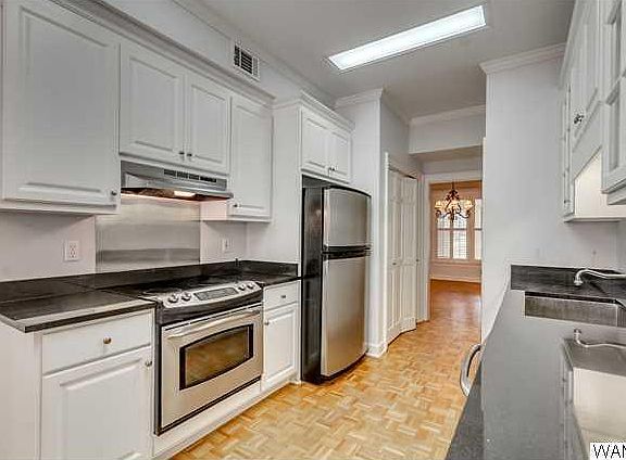 4th image of 1011 Bedford Pl N