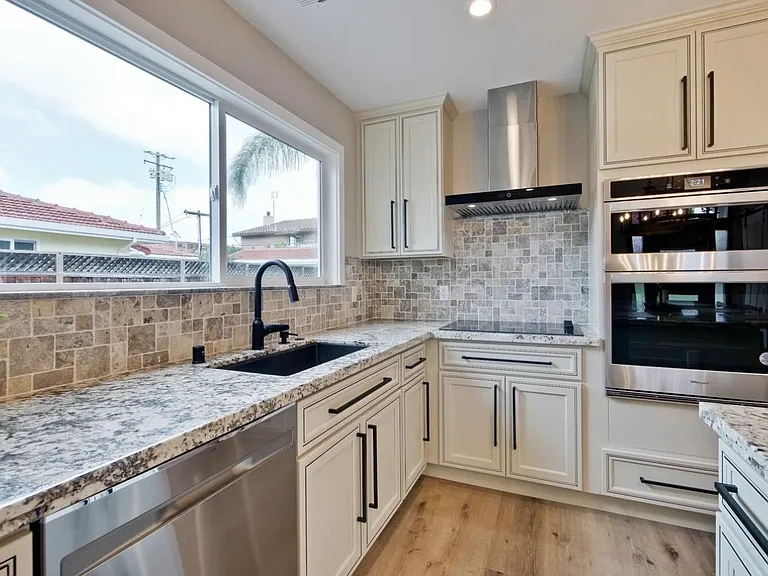 951 Camino Dr — Photo 5