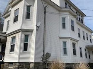 195 Mammoth Rd #2, Lowell, MA 01854