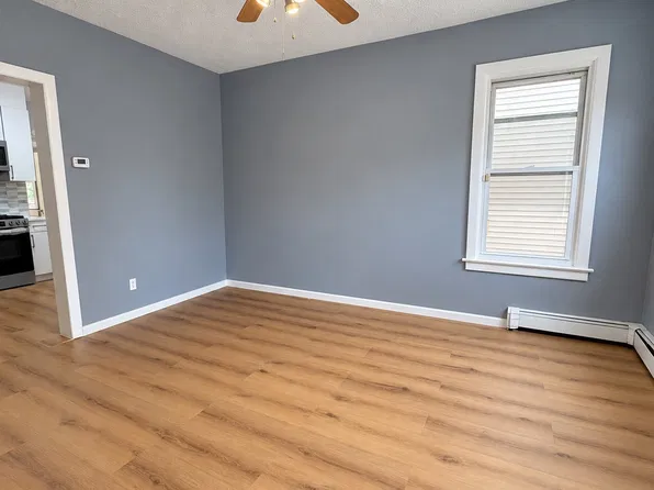 21 W 50th St #1, Bayonne, NJ 07002