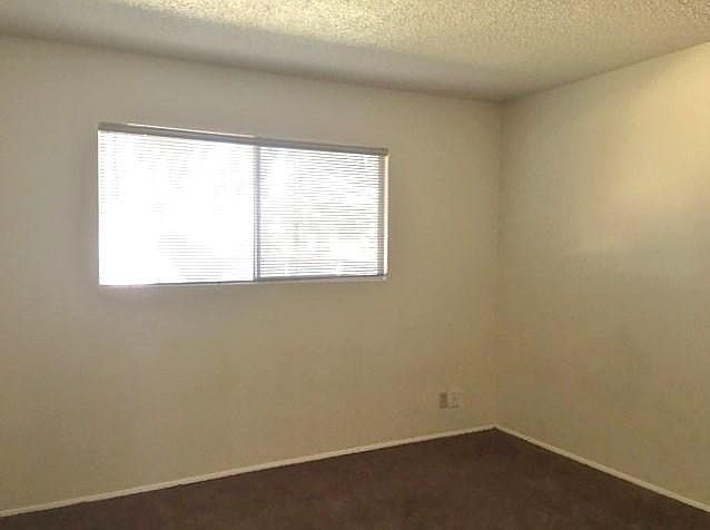 1st image of 2224 N Kensington Way