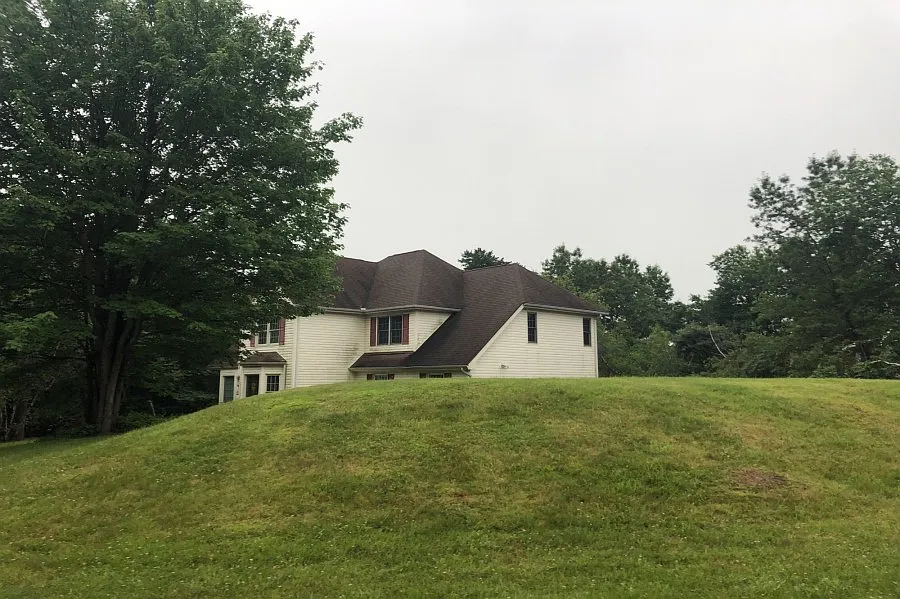 107 Beaver Dam Rd photo 1