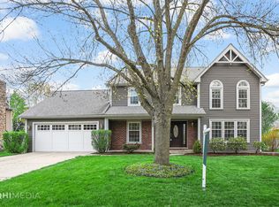 2032 Somerset Ln, Wheaton, IL