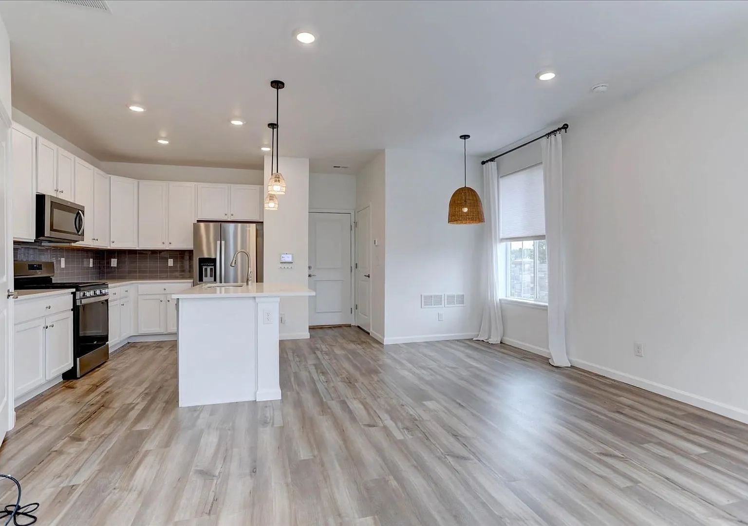 Move In Ready! — Photo 4