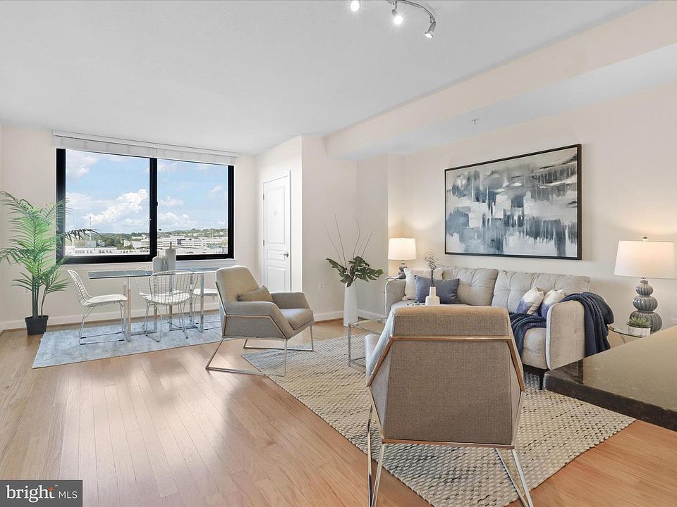 1st image of 2451 Midtown Ave APT 921