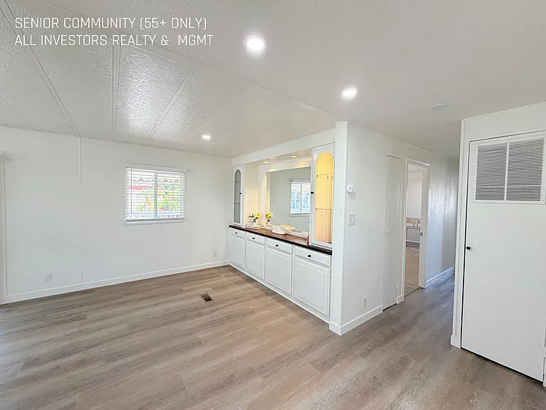 200 N El Camino Real #289 — Photo 15