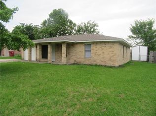 708 Oak Grove Ln, Royse City, TX 75189