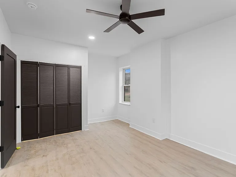 2035 Forbes Ave #201 — Photo 36
