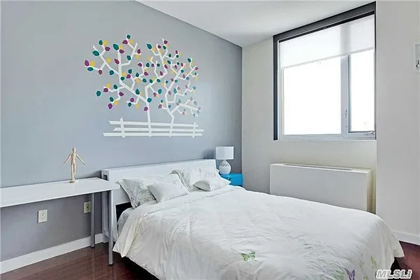 Sold by Douglas Elliman | media 28