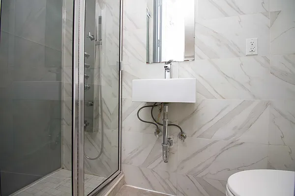 Rented by Nooklyn NYC LLC | media 10