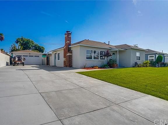 3rd image of 11954 Edderton Ave