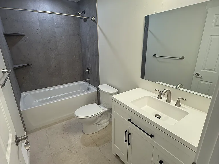 1147 Ouray Ave #B — Photo 6