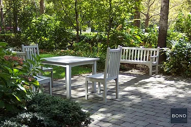 Rented by Bond New York