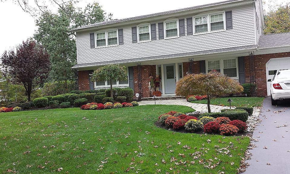 1st image of 65 Sunnybrook Dr