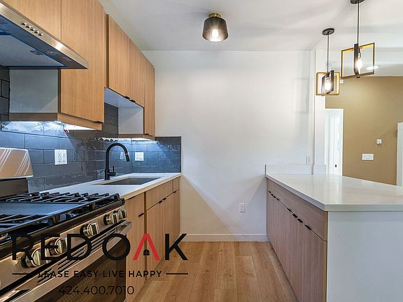 4th image of 267 Barthe Dr #2