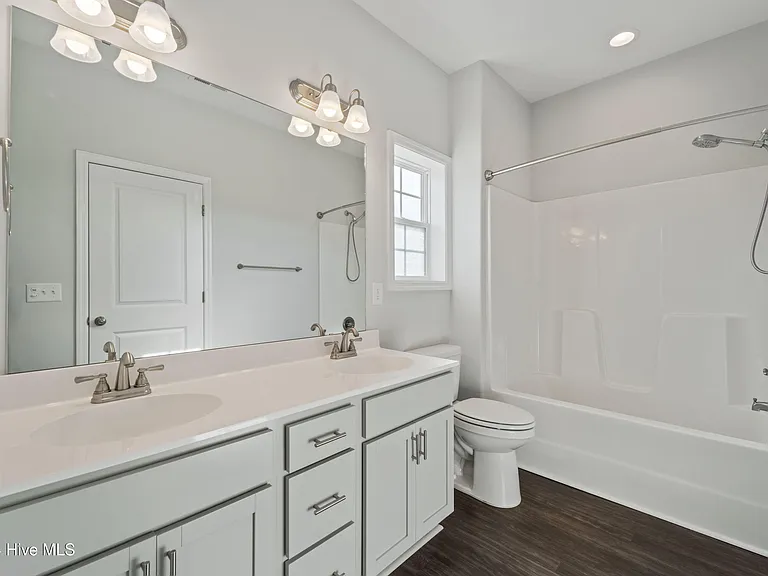 125 Pembury Way — Photo 12