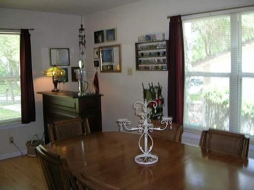 4th image of 8430 HIDDEN MEADOWS DR