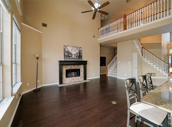 2nd image of 113 Branchwood Trl