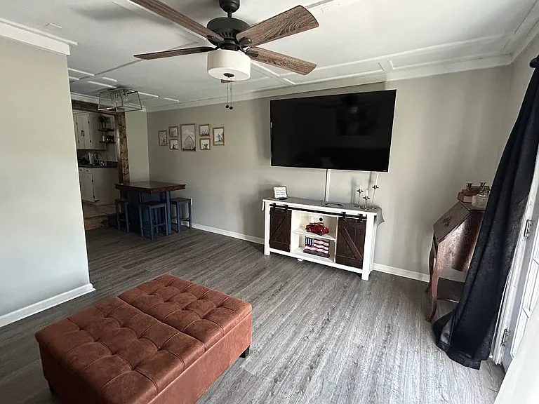 8028 Gregory Rd — Photo 2