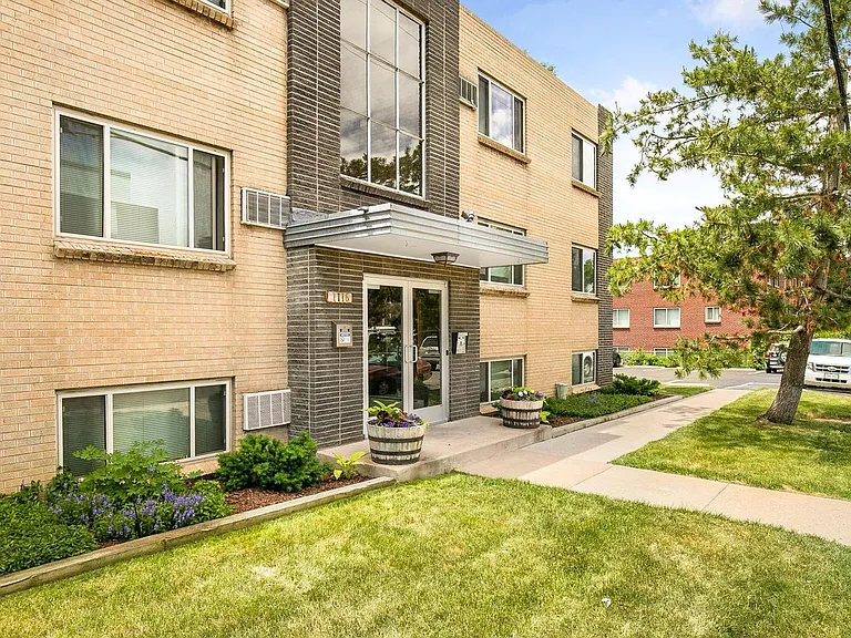 1116 W Lilley Ave — Photo 27